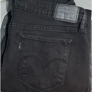 Levi's Women's 711 Skinny Black Jeans 33x30